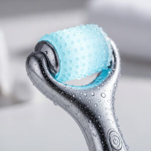 Cryo Glow Roller